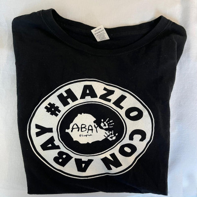 Camiseta Mujer Negra "Hazlo con Abay" | Solidaria y Cómoda